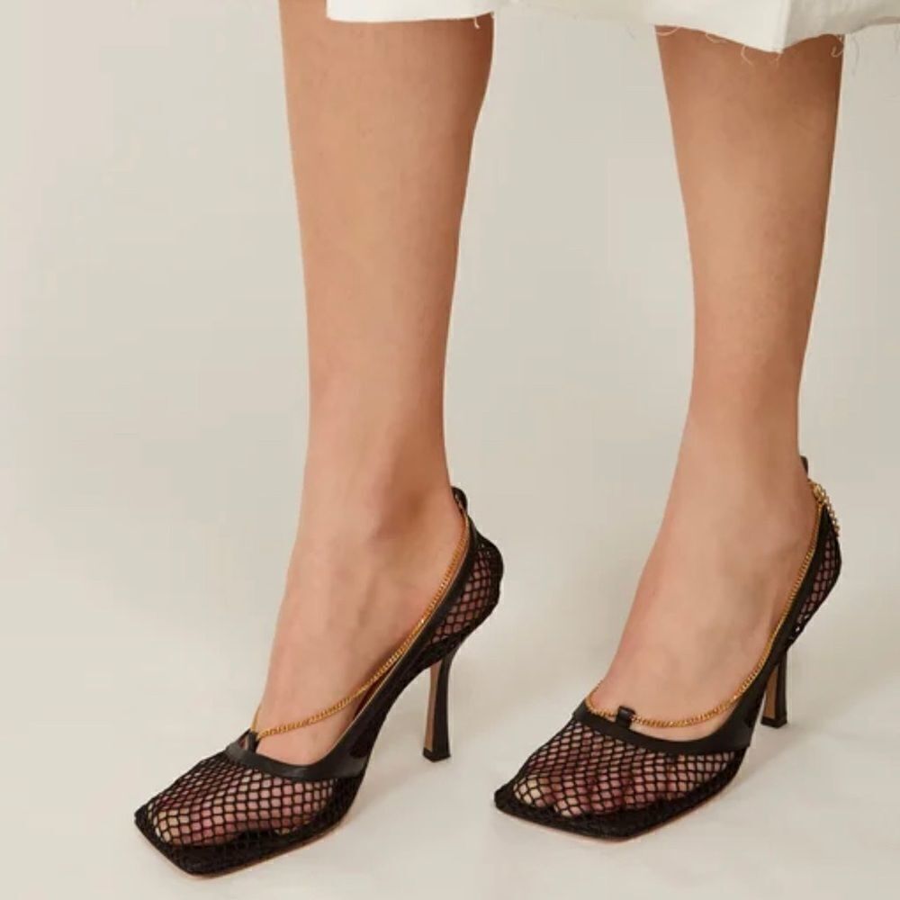 Bottega Veneta Décolleté Stretch Pump size 35.5